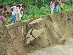 riverbank-erosion-bangladesh
